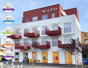 Poliklinika La Vita place picture